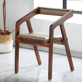 Colore naturale comodo delle sedie moderne della sala da pranzo del cuoio e di legno