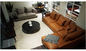 Sensibilità comoda del sofà grigio moderno del tessuto del salone/strato a forma di L